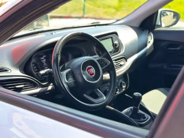Fiat Tipo 1.3 M-Jet Street 2