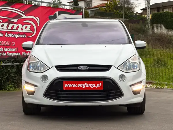 Ford S-Max 2.0 TDCi Titanium 7L 3