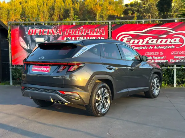 Hyundai Tucson 1.6 CRDi Business 8