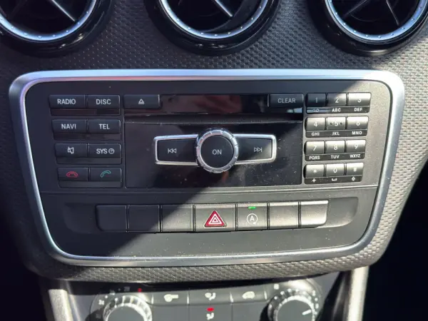 Mercedes-Benz A 180 CDi BlueEfficiency 17