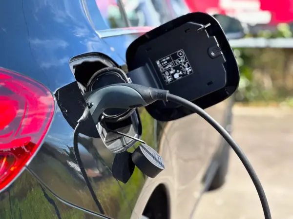 Mercedes-Benz CLA 250 e Style Plus 4