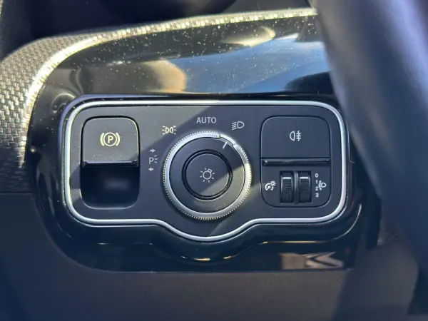 Mercedes-Benz CLA 250 e Style Plus 18