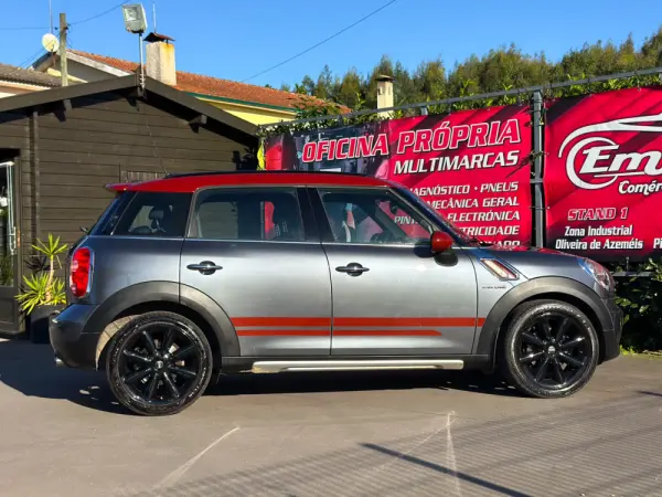MINI Countryman Cooper D 9