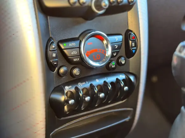 MINI Countryman Cooper D 19