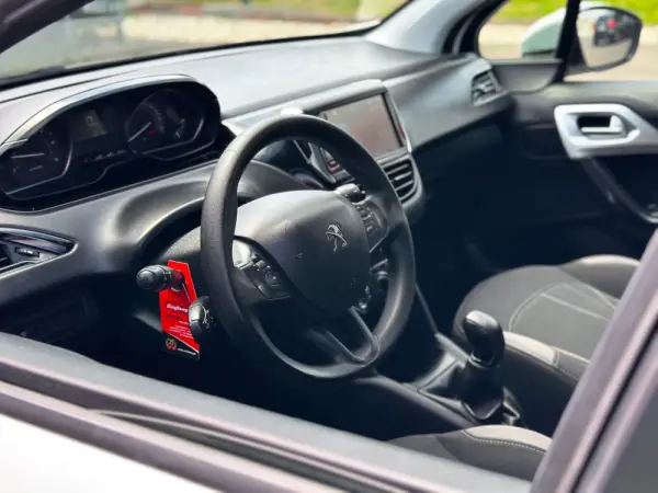 Peugeot 208 1.5 BlueHDi Active 2