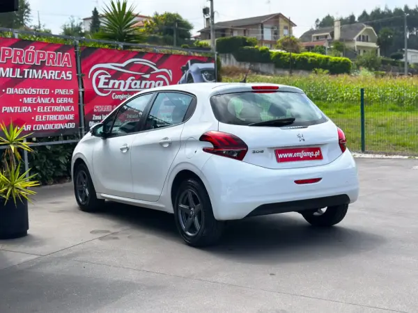 Peugeot 208 1.5 BlueHDi Active 6