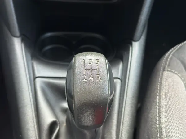 Peugeot 208 1.5 BlueHDi Active 19
