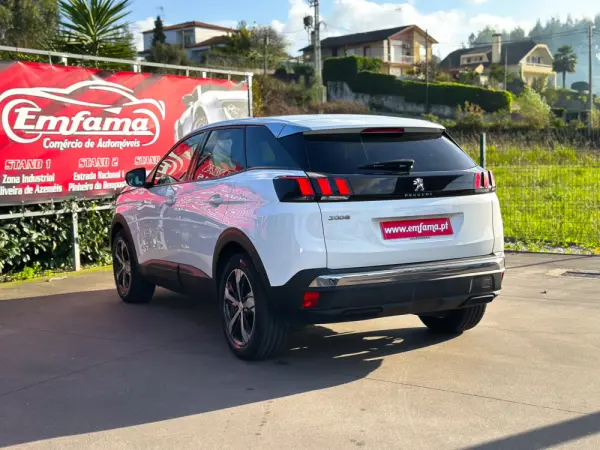 Peugeot 3008 1.5 BlueHDi Allure EAT8 11