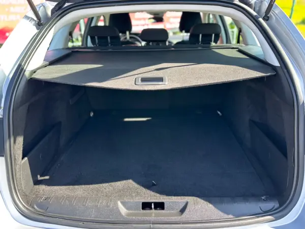 Peugeot 308 SW 1.6 e-HDi Access 11