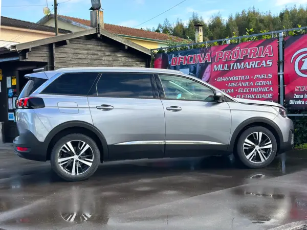 Peugeot 5008 1.5 BlueHDi Active 9