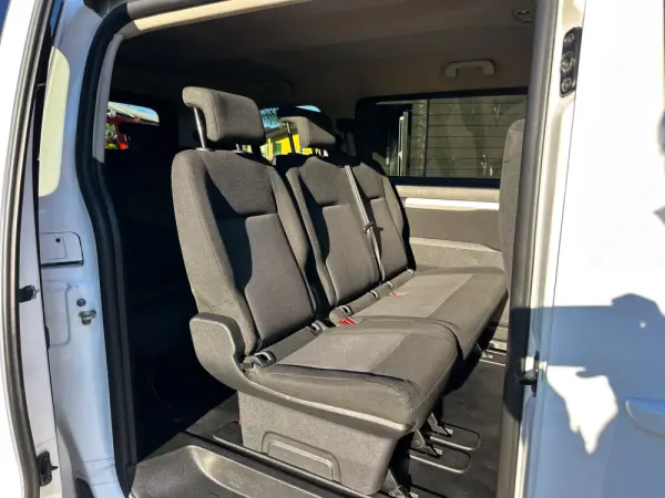 Peugeot Traveller 1.5 BlueHDi L2H1 Standard 3