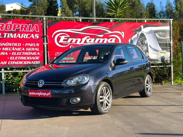 Volkswagen Golf 1.6 TDi Confortline 4