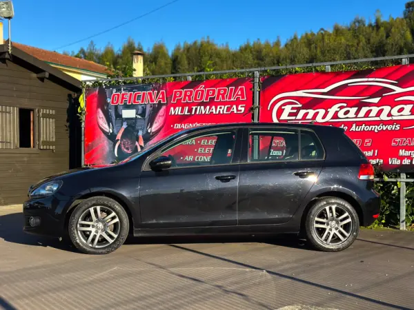 Volkswagen Golf 1.6 TDi Confortline 5