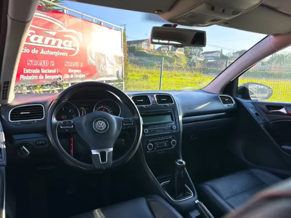 Volkswagen Golf 1.6 TDi Confortline 12