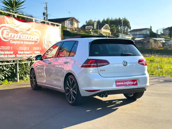 Volkswagen Golf 2.0 TDi GTD 8