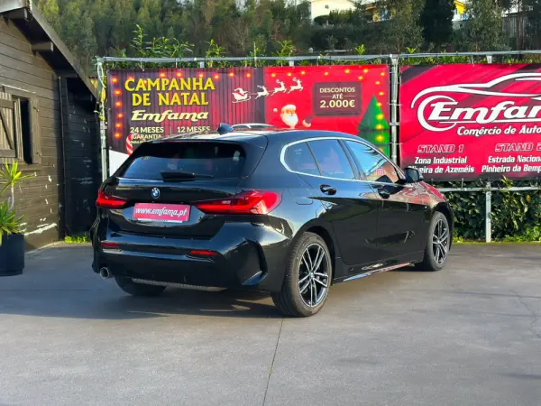 BMW 118 i Pack Desportivo M Auto 9