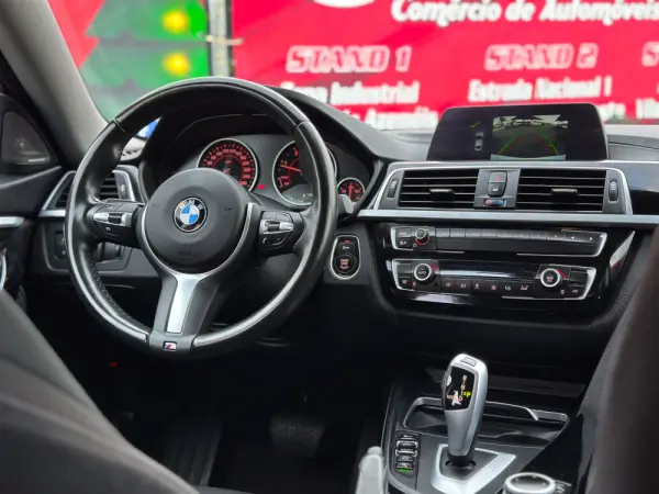 BMW 418 Gran Coupé d Pack M Auto 19