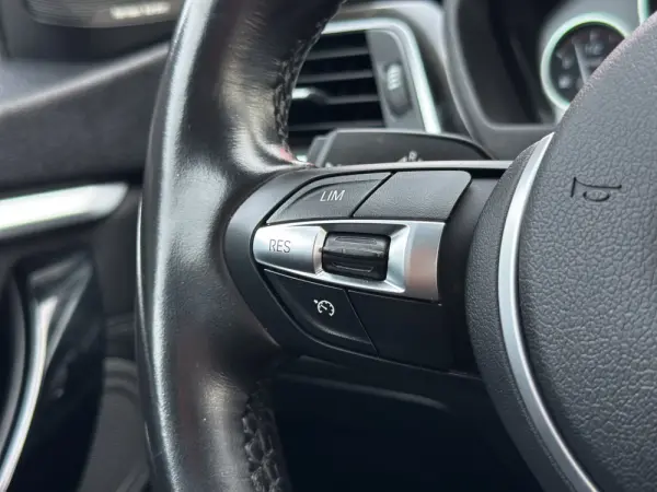 BMW 418 Gran Coupé d Pack M Auto 22