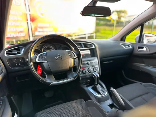 Citroën C4 1.6 BlueHDi Feel EAT6 14