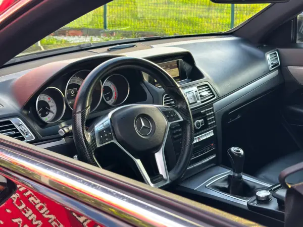 Mercedes-Benz E 220 CDI BlueEfficiency 2