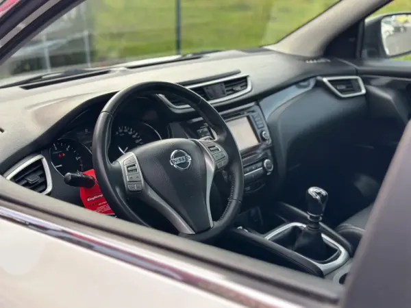 Nissan Qashqai 1.5 dCi 360 2