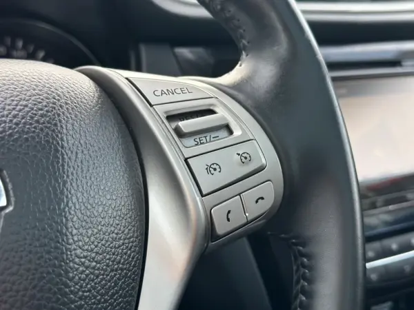 Nissan Qashqai 1.5 dCi 360 19