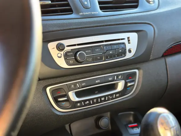 Renault Scénic dCi 110 Expression 18