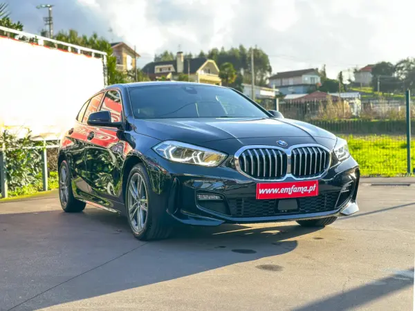 BMW 116 d Pack Desportivo M Auto 11