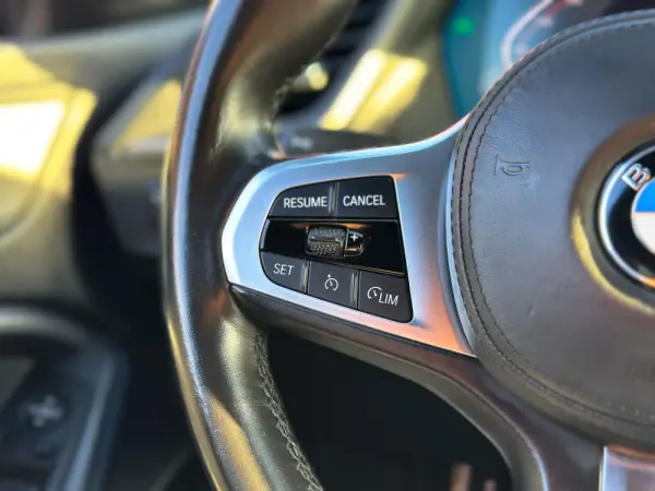 BMW 116 d Pack Desportivo M Auto 17