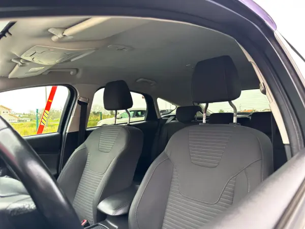 Ford Focus 1.0 EcoBoost Active 13