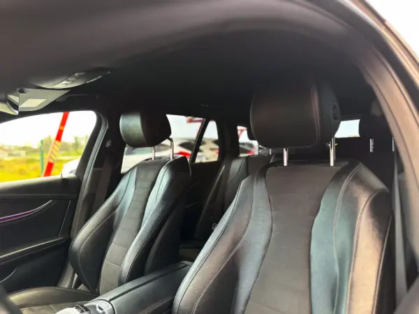 Mercedes-Benz E 220 d AMG Line 16