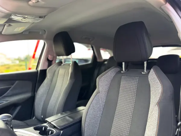 Peugeot 3008 1.6 BlueHDi Access 14