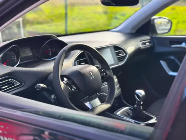 Peugeot 308 1.6 BlueHDi Access 2