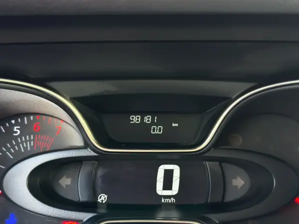 Renault Captur 0.9 TCE Exclusive 16