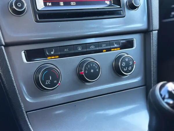 Volkswagen Golf Variant 1.6 TDi BlueMotion Confortline 20