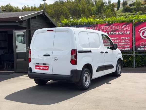 Opel Combo 1.5 CDTi L1H1 Enjoy 10