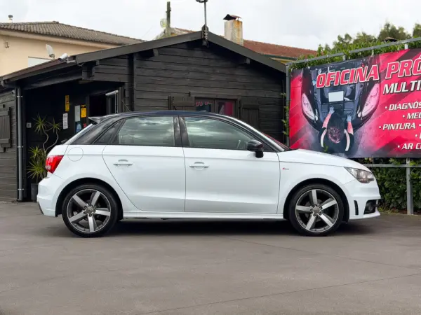 Audi A1 Sportback 1.6 TDI S-line 9
