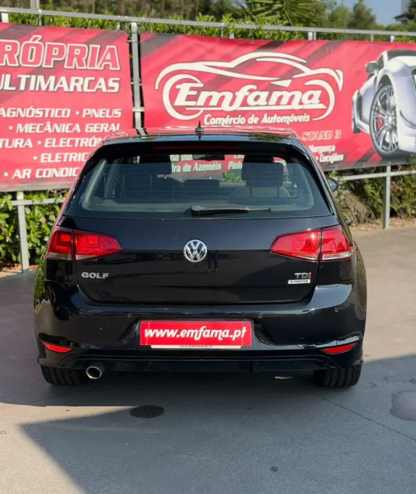 Volkswagen Golf 1.6 TDi R-Line 13