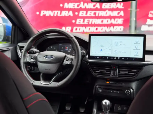 Ford Focus 1.0 EcoBoost MHEV ST-Line 18