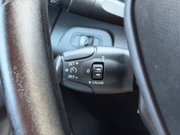 Peugeot Partner BlueHDi L2H1 14