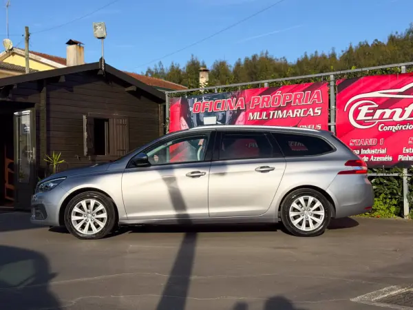 Peugeot 308 SW 1.5 BlueHDi Style 6