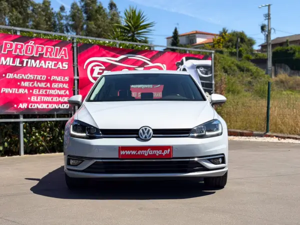 Volkswagen Golf 1.6 TDI Confortline 4