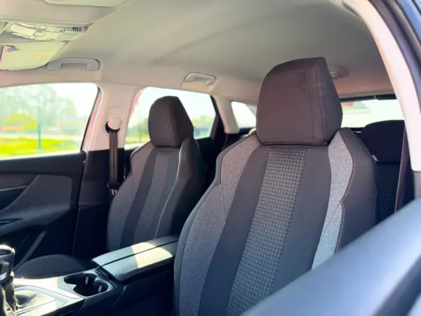 Peugeot 3008 1.5 BlueHDi Active 13