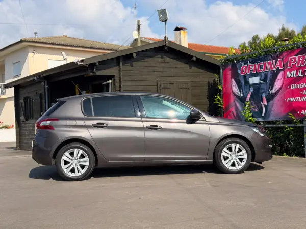 Peugeot 308 1.6 BlueHDi Access 9