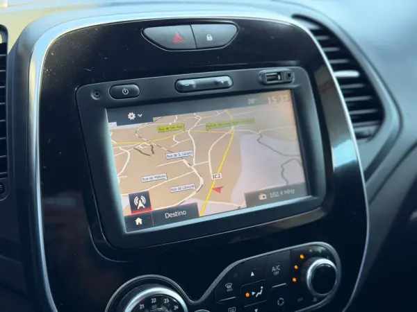 Renault Captur 1.5 dCi Exclusive 22