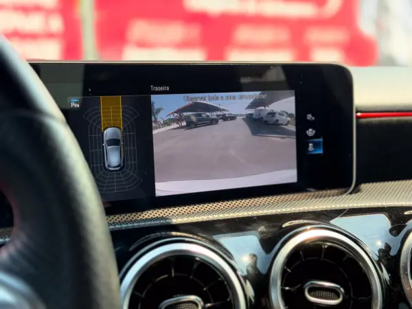 Mercedes-Benz A 180 d AMG Line 4