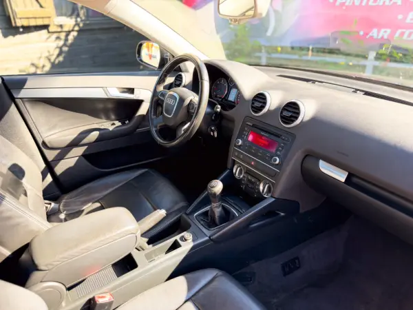 Audi A3 Sportback 1.6 TDI Advance 12