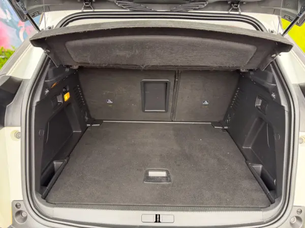 Peugeot 3008 BlueHDi 130 Stop & Start EAT8 Active Pack 13