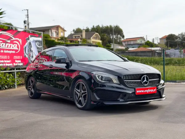 Mercedes-Benz CLA 220 d Shooting Brake AMG Line Aut. 12