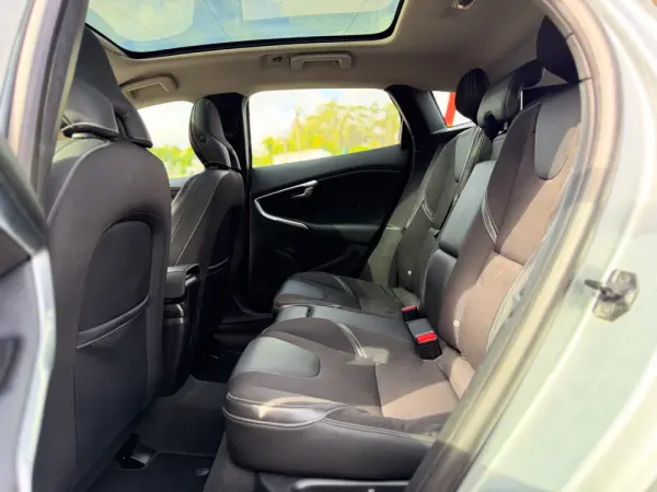 Volvo V40 1.6 D2 Kinetic Eco 15